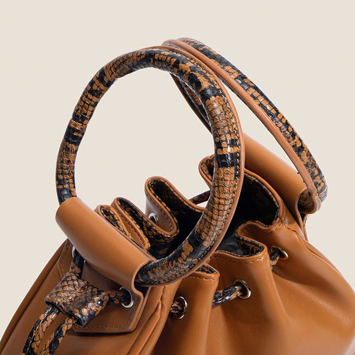 Handtasche für Damen, Nischenring, Vintage-Falte, Kordelzug, Umhängetasche