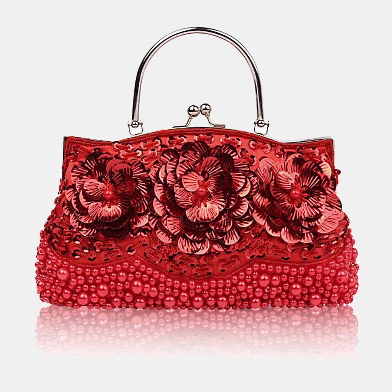 Abendtasche mit Perlen und Pailletten sowie Blumen