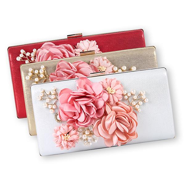 Abendtasche mit Blumenmuster