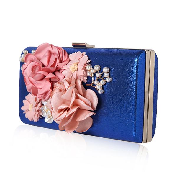 Abendtasche mit Blumenmuster