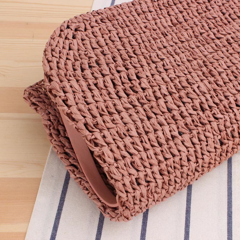 Tragetasche für Damen, ausgehöhlte, tragbare Strandtasche aus Stroh