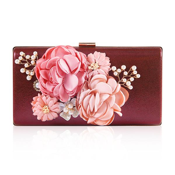 Abendtasche mit Blumenmuster
