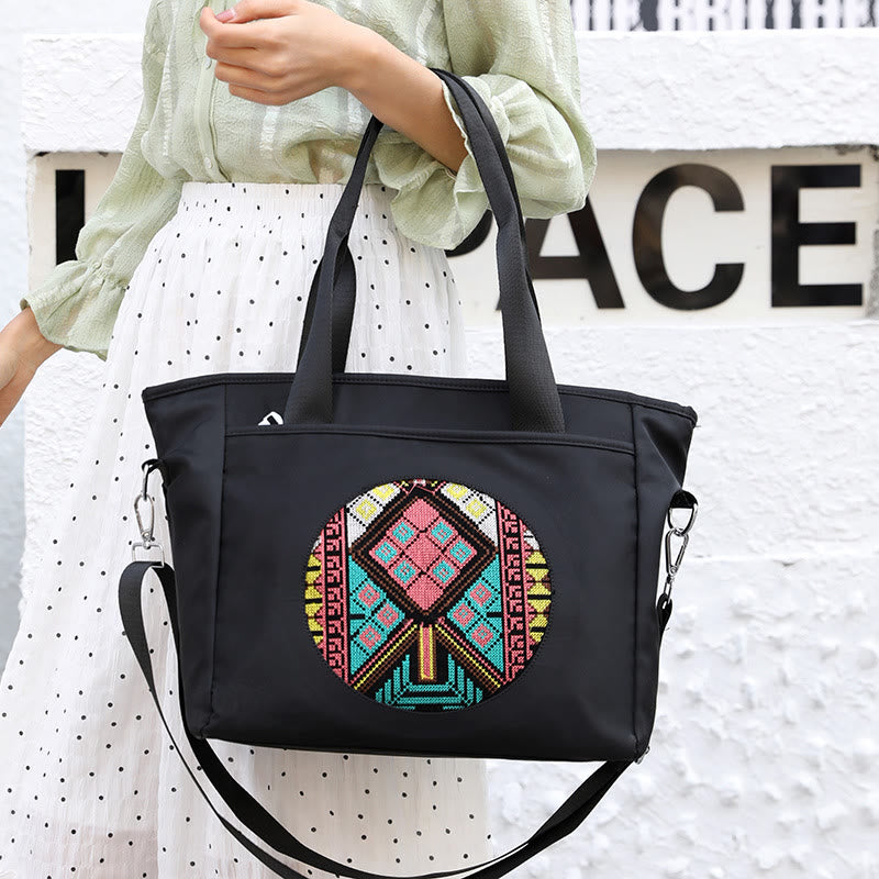 Leichte Nylon-Tragetasche, ethnische, wasserdichte Schultertasche für Damen