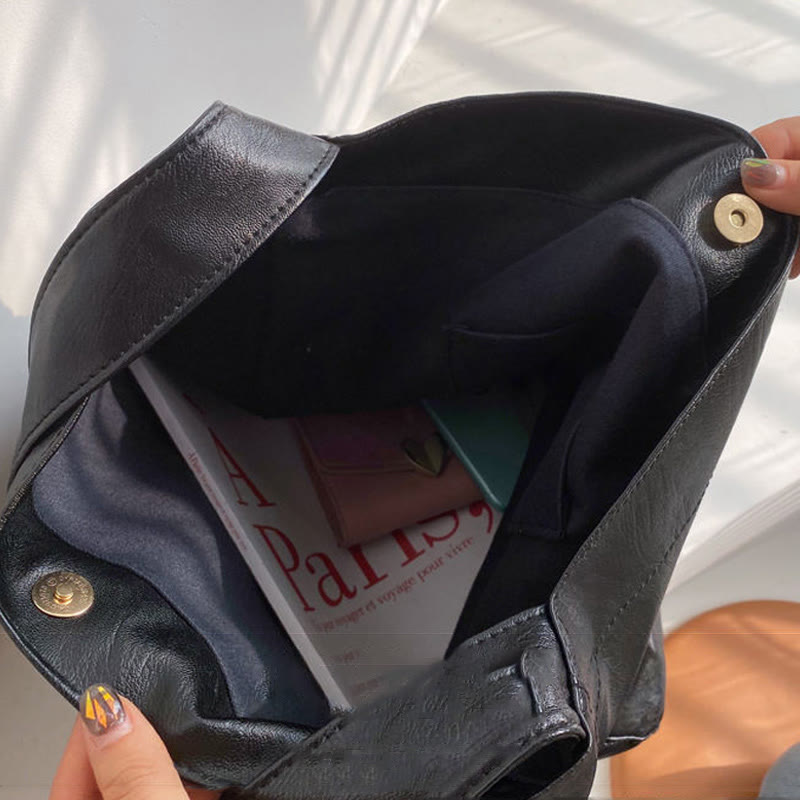 Weiche Tragetasche aus veganem Leder für Damen, klassische Pendler-Umhängetasche
