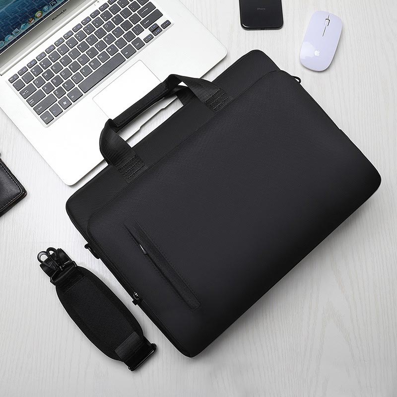 Einfache wasserdichte Laptoptasche