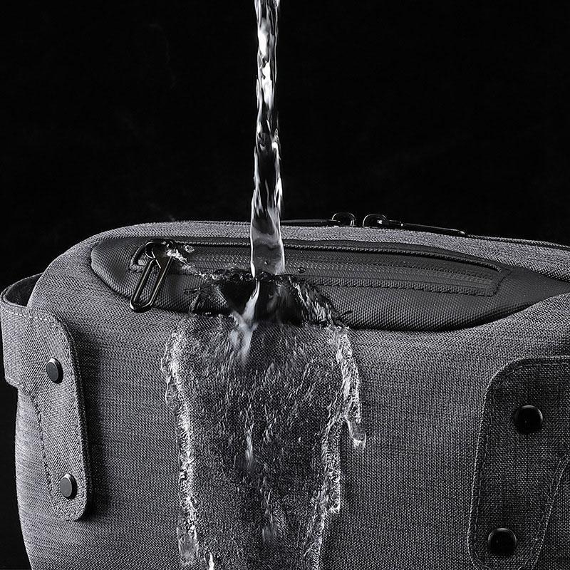 Wasserdichte multifunktionale Schultertasche für den Außenbereich
