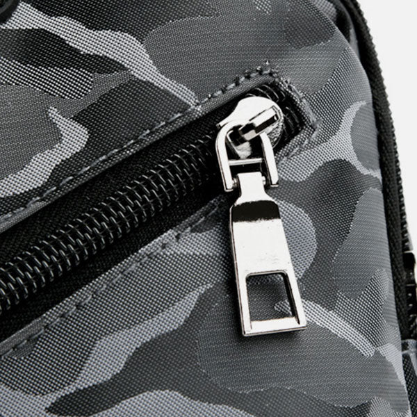 Wasserdichte, großvolumige Sling Bag Umhängetasche