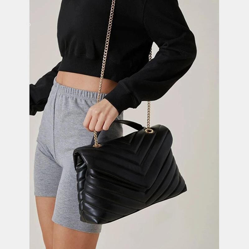 Umhängetasche für Damen, weiche Metallkette, V-förmige Kettenhandtasche