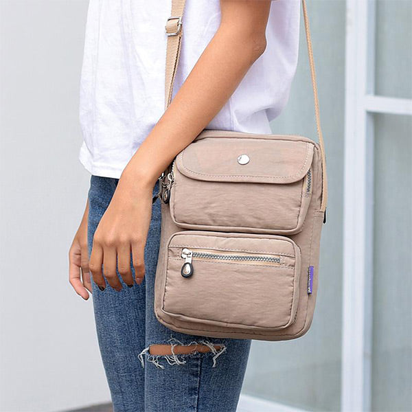 Umhängetasche aus Nylon mit mehreren Taschen