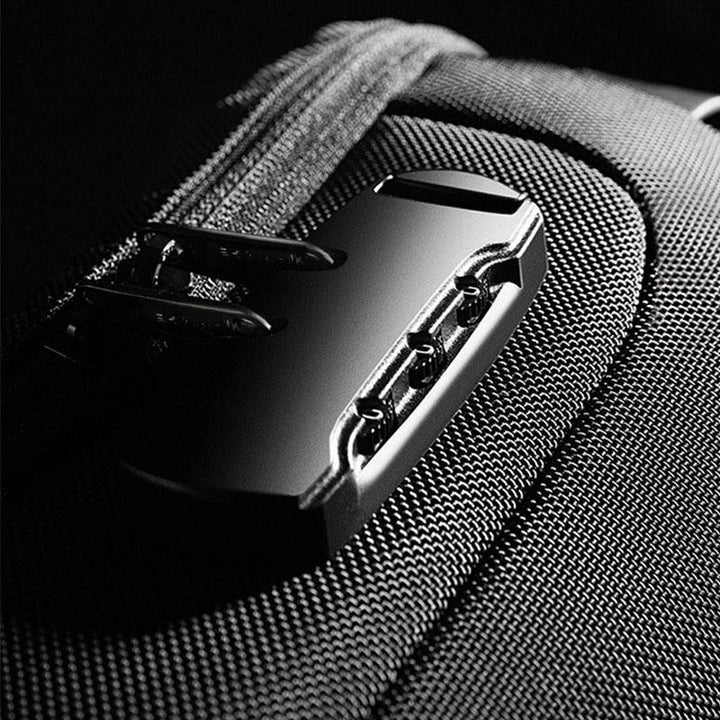 Wasserdichte Schultertasche mit USB-Ladeanschluss