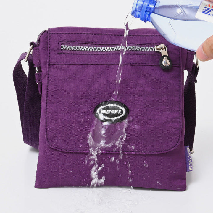 Große Umhängetasche aus wasserdichtem Nylon