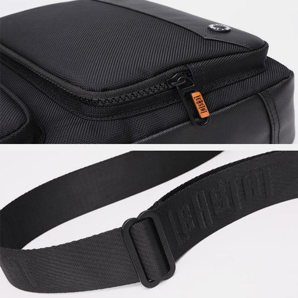 Leichte Umhängetasche mit mehreren Taschen