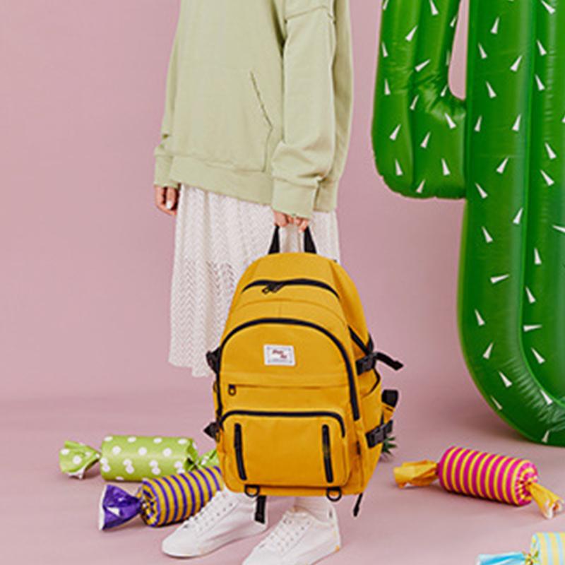 Wasserdichter Laptop-Rucksack im College-Stil mit großem Fassungsvermögen (15 % Rabatt mit dem Code: CA15)