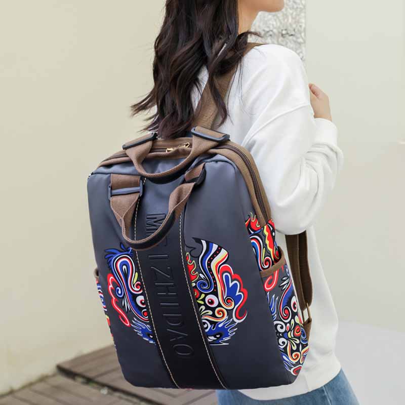 Stilvoller, auffälliger Rucksack, leichte, schlanke Pendlertasche aus Nylon für Damen