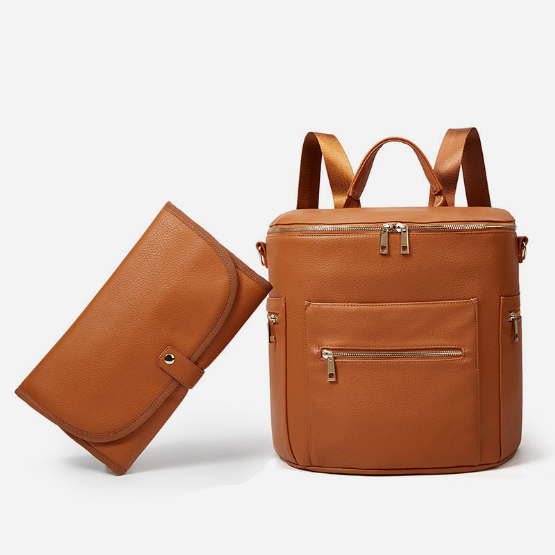Multifunktionaler, umwandelbarer Rucksack aus braunem Leder für den Weekender