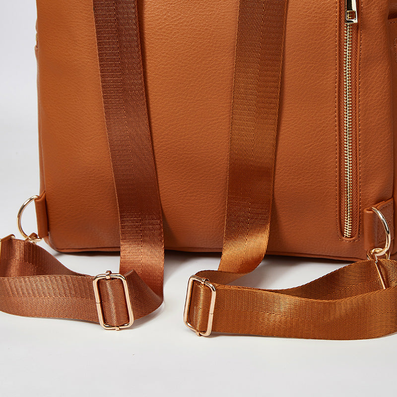 Multifunktionaler, umwandelbarer Rucksack aus braunem Leder für den Weekender