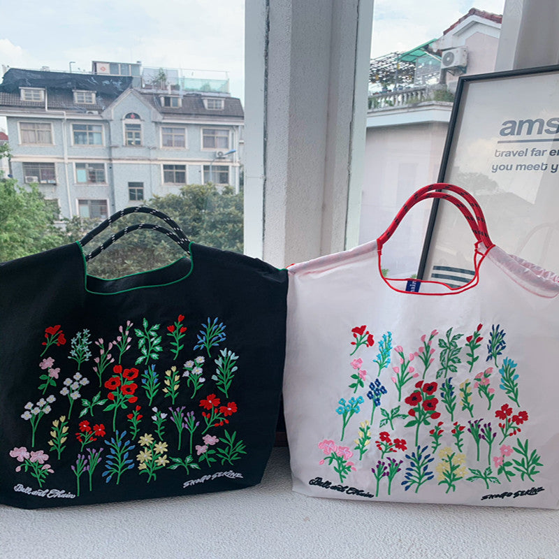Handtasche mit Blumenstickerei, schwere Umhängetasche aus Nylon mit Kordelzug für Damen