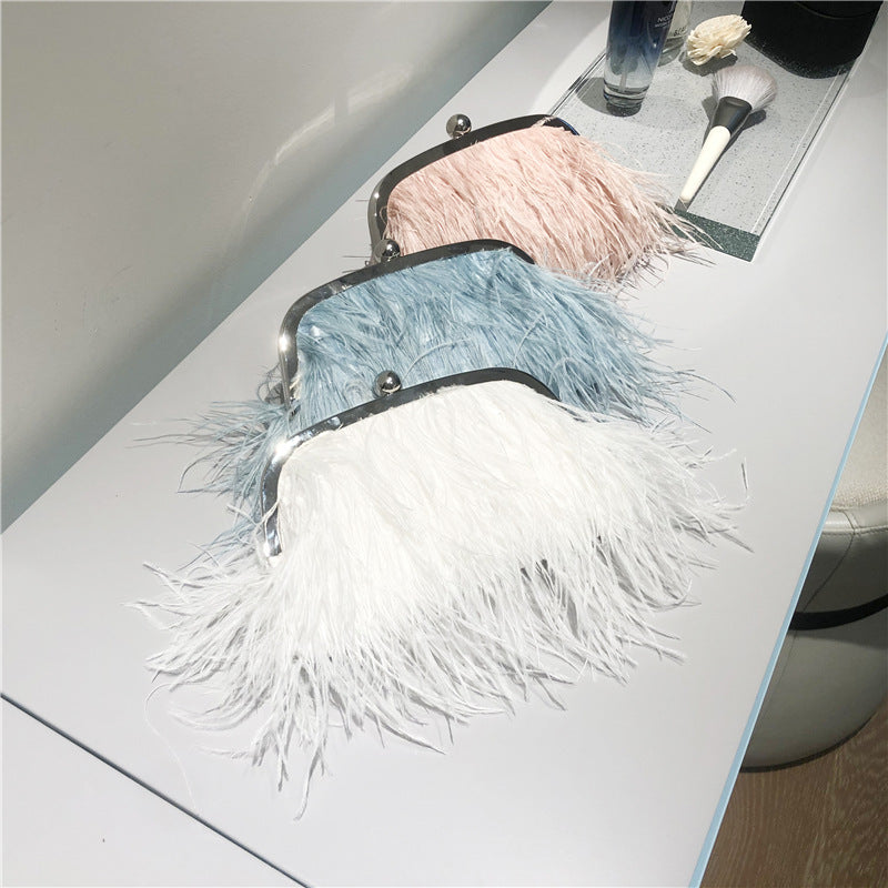 Umhängetasche mit Perlenkette für Damen, Handtasche aus Straußenfell
