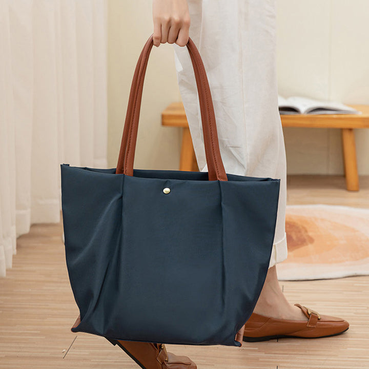 Tragetasche mit drei Fächern für Damen, minimalistisch, leicht, große Unterarmtasche