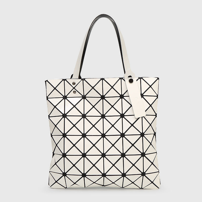 Geometrische Diamant-Umhängetasche, minimalistische, einfarbige Damenhandtasche - BlumenWeiß - image 14