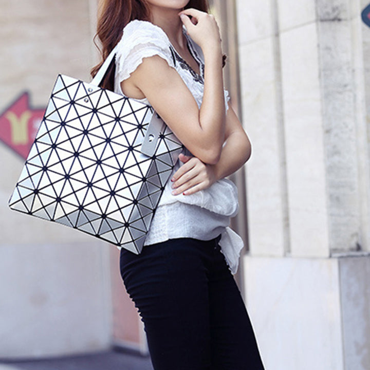 Geometrische Diamant-Umhängetasche, minimalistische, einfarbige Damenhandtasche - image 5