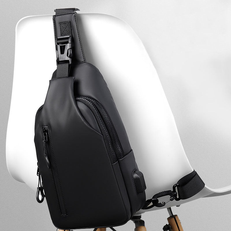 Mehrzweck-Slingbag, wasserdicht, Brusttasche für Herren mit USB-Ladegerät 