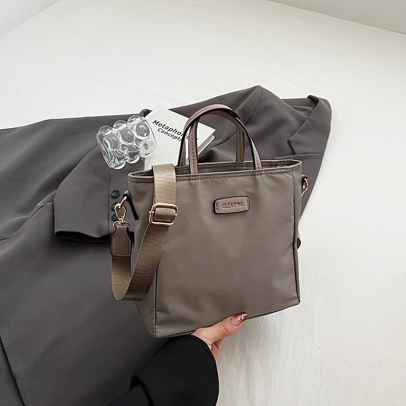 Mini-Tragetasche für Damen, leichte Umhängetasche mit mehreren Fächern