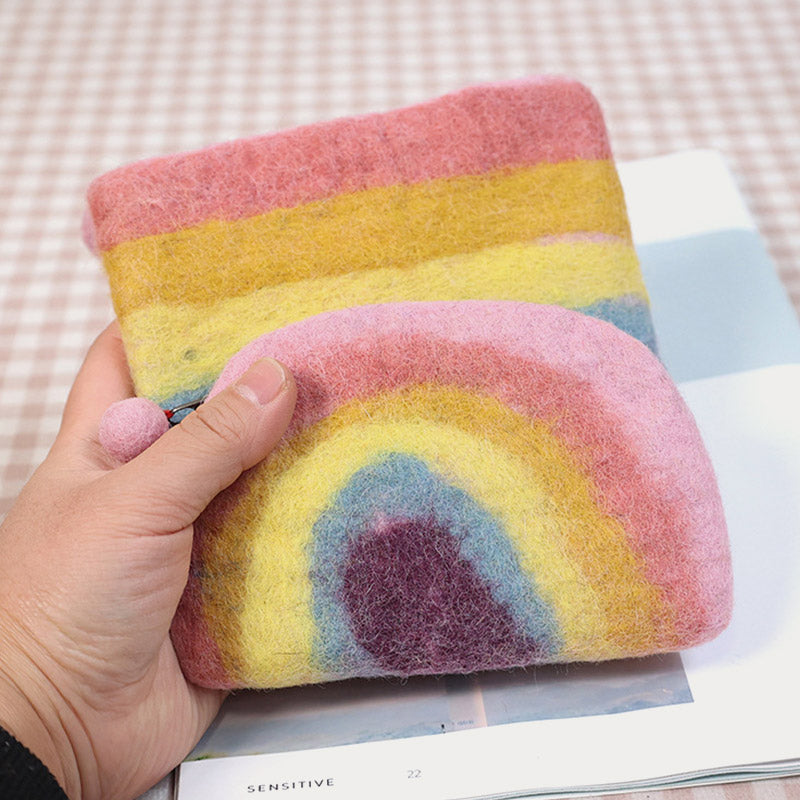 Süße Regenbogen-Brieftasche, weiche Wollfilz-Aufbewahrungsgeldbörse für Frauen