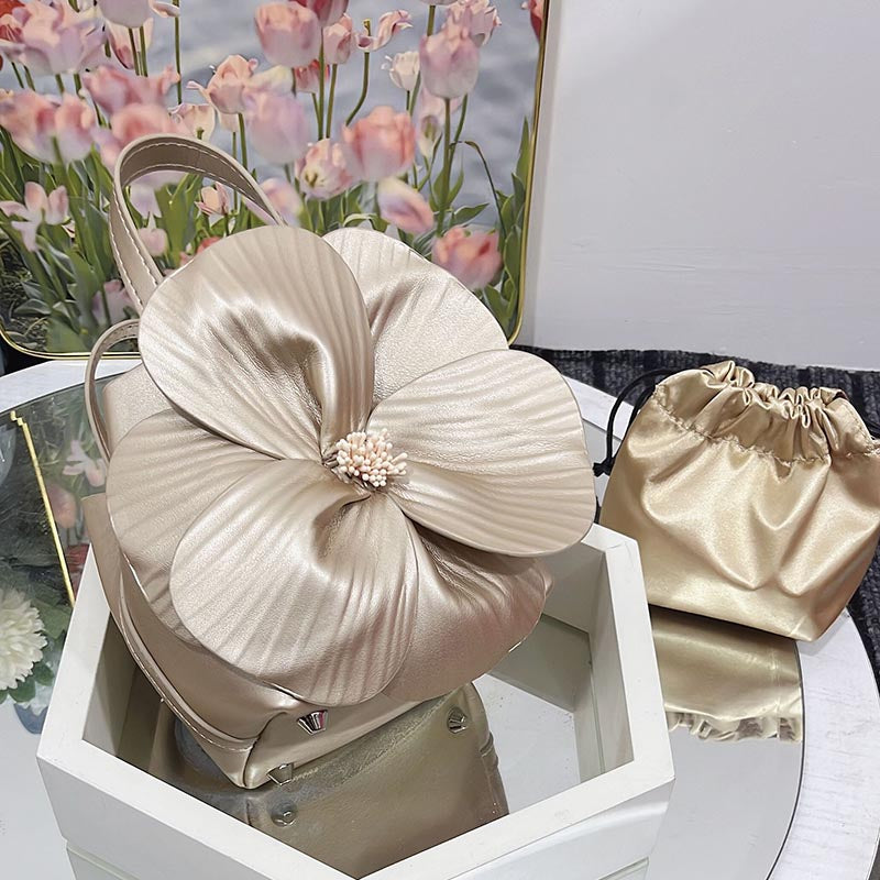 Blütenblatt Blume für Party Einfarbig Abendtasche