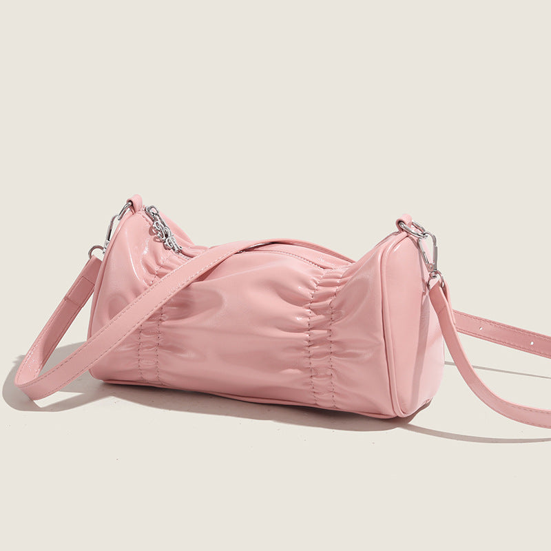 Horizontale, plissierte Umhängetasche aus einfarbigem Leder für Damen
