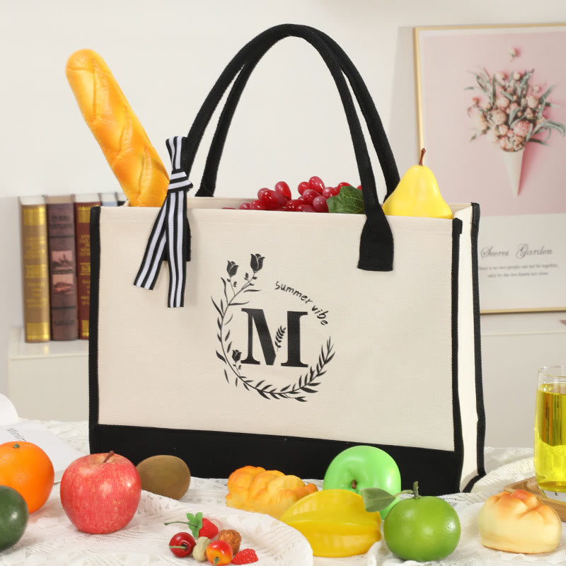Personalisierte Einkaufstasche aus Canvas mit Blumenmuster und Initialen