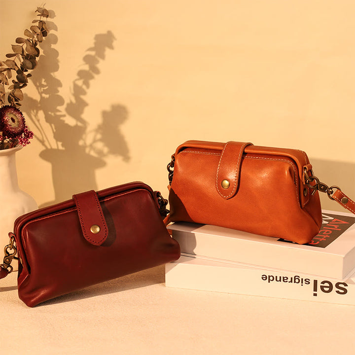 Retro-Handtasche aus echtem Leder mit einzigartiger Öffnung