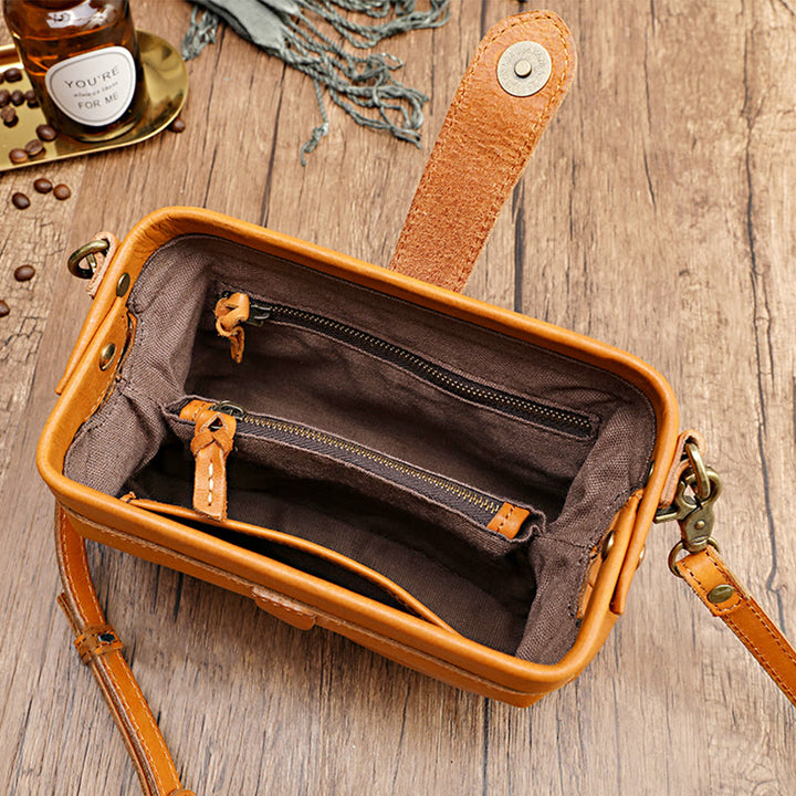 Retro-Handtasche aus echtem Leder mit einzigartiger Öffnung