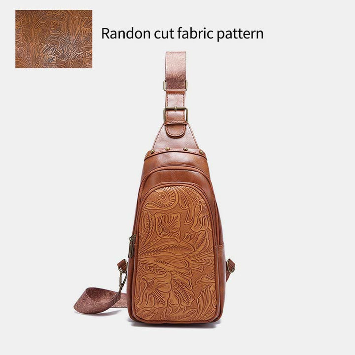 Schultertasche aus Kunstleder mit Nieten im Retro-Stil mit graviertem Muster