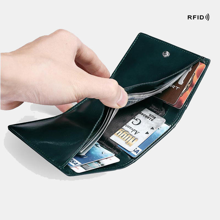 Kleine, kompakte RFID-blockierende Lederbrieftasche mit Airtag-Steckplatz