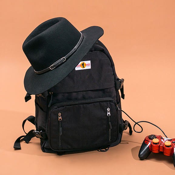 Wasserdichter Rucksack mit mehreren Taschen und großem Fassungsvermögen
