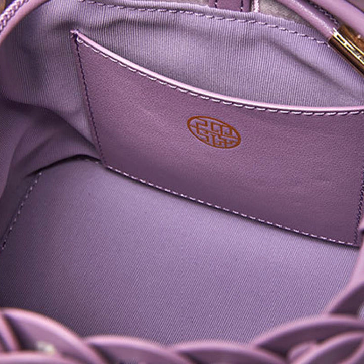 Beuteltasche aus Seide mit Stickerei und Kordelzug, Umhängetasche aus Leder
