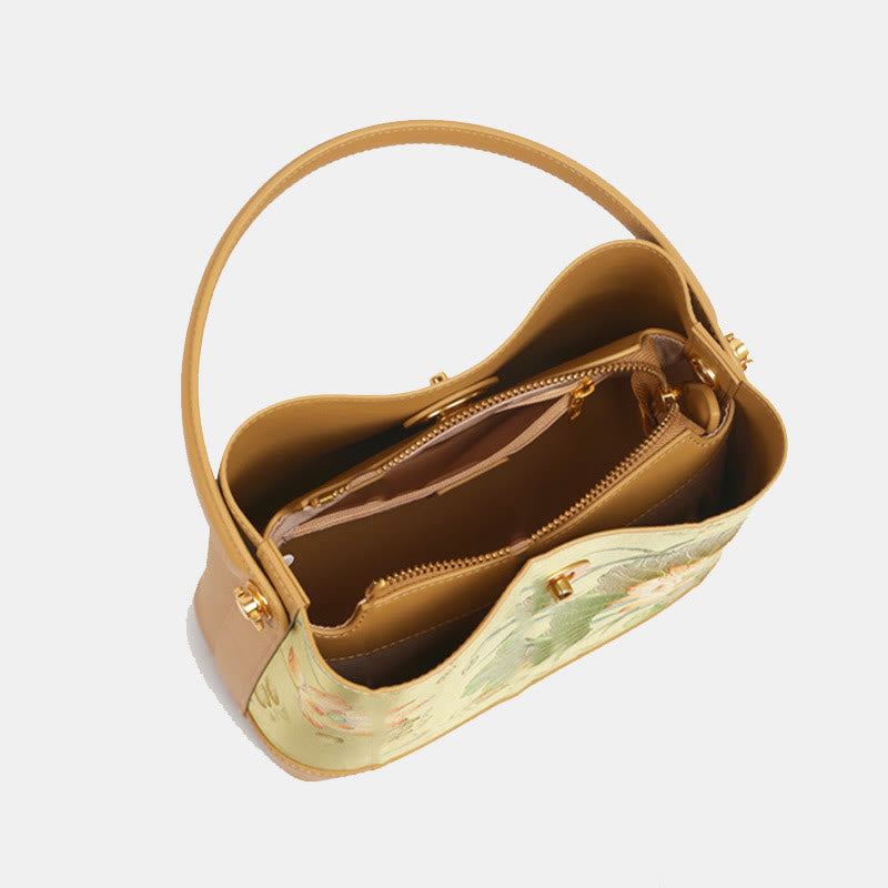 Elegante Handtasche aus Maulbeerseide mit Lotusstickerei, Leder 