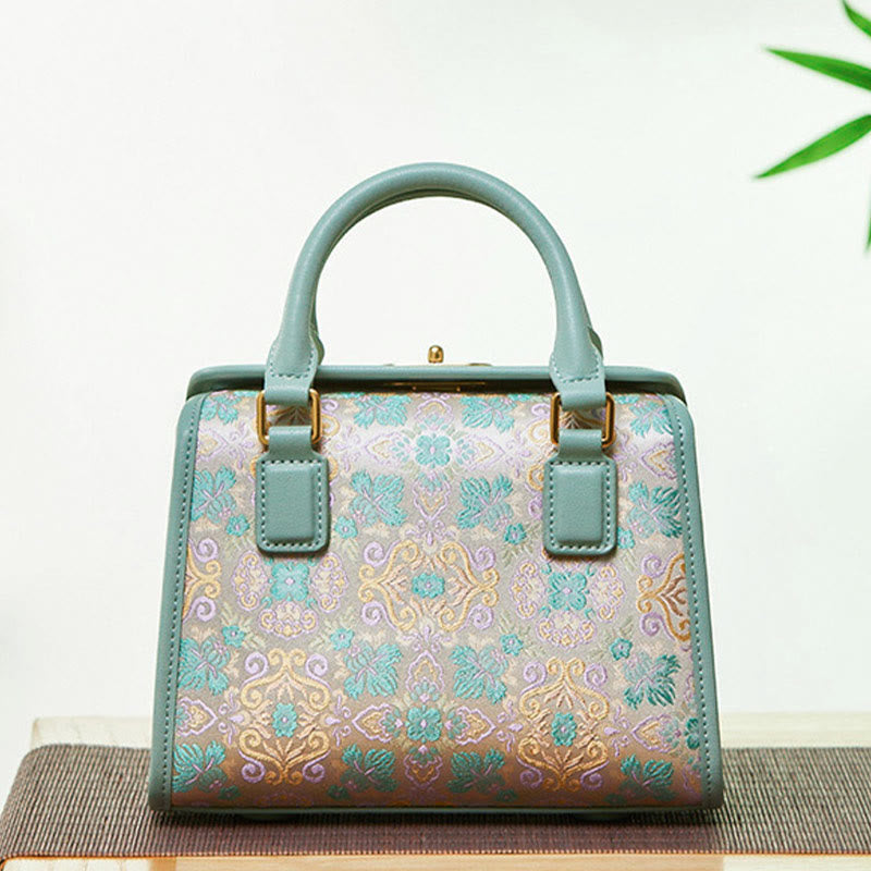 Kleine quadratische Tasche aus echtem Leder mit Stickerei