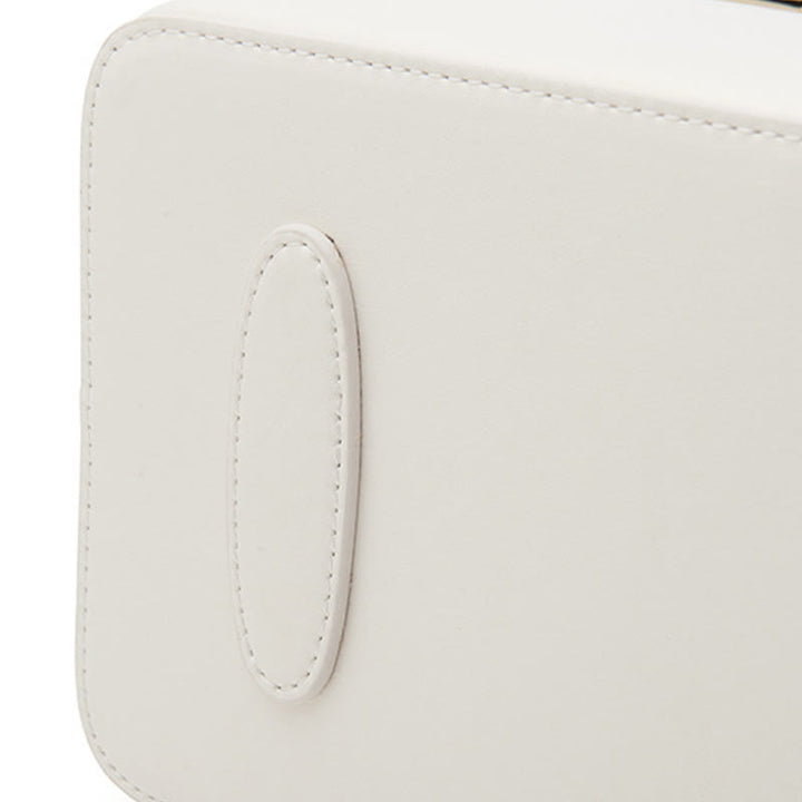 Handtasche aus perlmuttfarbenem, weißem Leder mit Lotusstickerei
