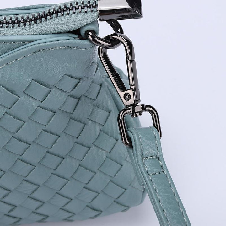 Stilvolle gewebte Umhängetasche mit Armband