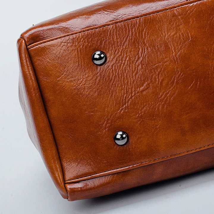 Klassische Retro-Handtasche mit mehreren Taschen 