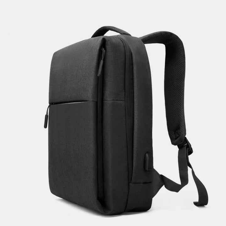 Wasserdichter Rucksack mit mehreren Taschen und USB-Ladefunktion