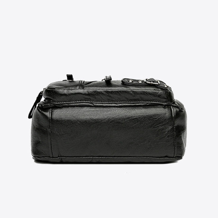 Minimalistische Ledergeldbörse mit mehreren Taschen für Damen. Organisierte Umhängetasche