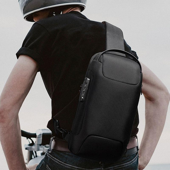 Wasserdichte Schultertasche mit USB-Ladeanschluss