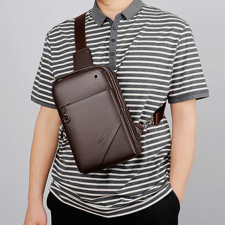 Herren Leder Sling Rucksack Brust Crossbody Schultertasche für Reisen Wandern