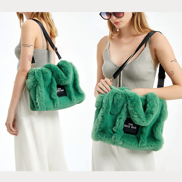 Solide Plüsch-Handtasche für den Winter, weiche Umhängetasche mit breiten Riemen