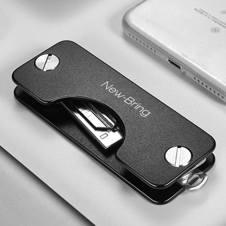 Minimalistischer Schlüssel-Organizer aus Aluminium