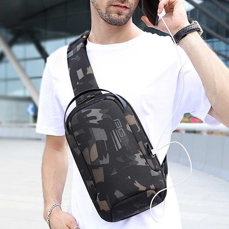 Wasserdichte, großvolumige Schultertasche mit Diebstahlschutz 