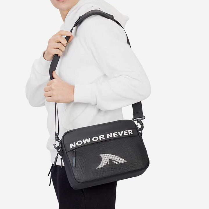 Wasserdichte Kuriertasche mit großem Fassungsvermögen 